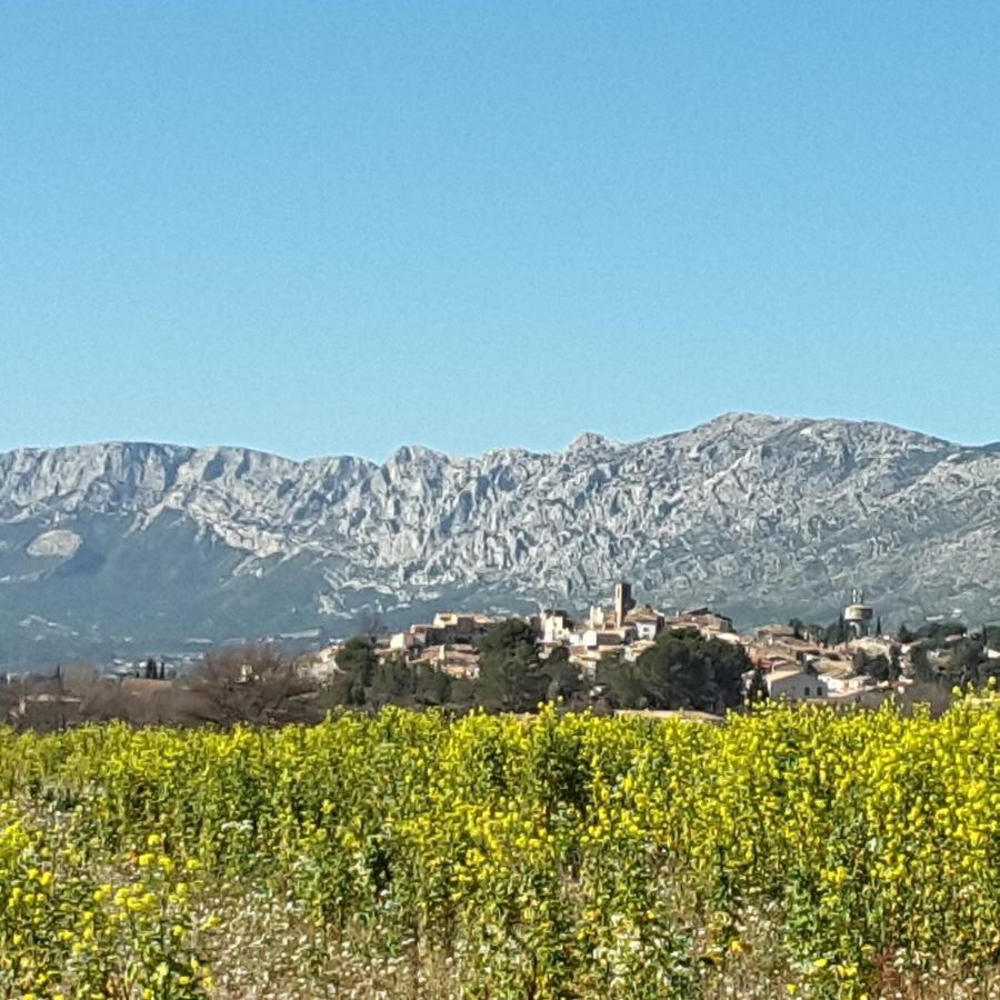 Philoxenia Bed and Breakfast Pourrieres Εξωτερικό φωτογραφία