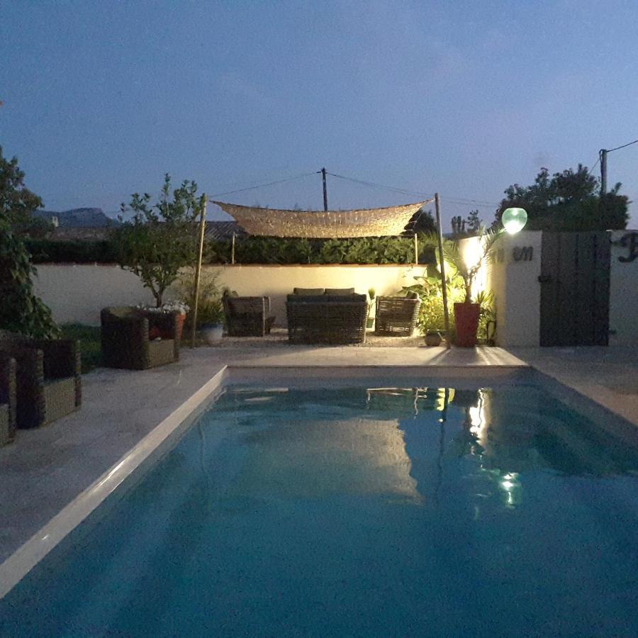 Philoxenia Bed and Breakfast Pourrieres Εξωτερικό φωτογραφία